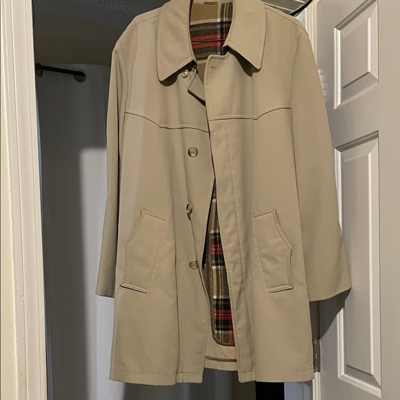 all weather crownwear Other - Men's Beige Trench Coat with Plaid Lining